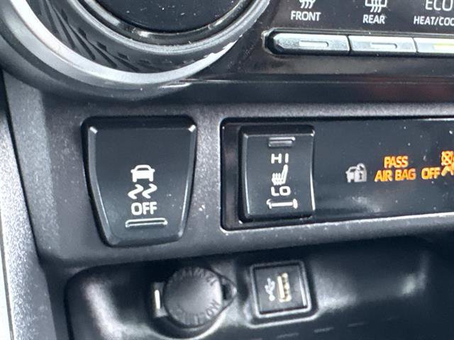 Used 2024 Toyota RAV4 XLE w/ Convenience Package AWD/4WD image 43
