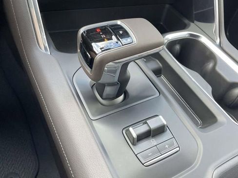 New 2026 GMC Sierra 1500 Denali w/ Technology Package AWD/4WD image 16