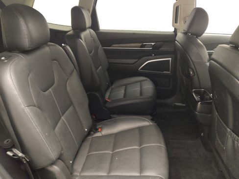 Used 2021 Kia Telluride EX w/ EX Premium Package image 19