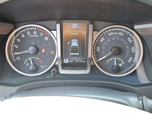 Used 2023 Toyota Tacoma 4x4 Double Cab w/ Trail Edition image 27