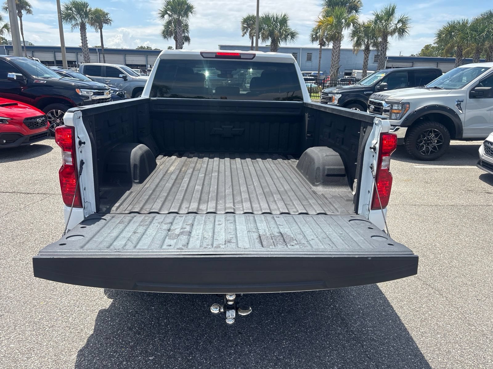 Used 2024 Chevrolet Silverado 1500 LT w/ Protection Package RWD image 9