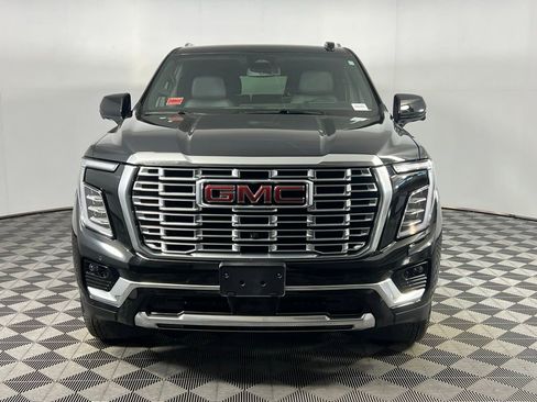 Used 2025 GMC Yukon Denali image 5