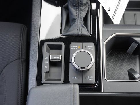 New 2026 Toyota Tundra SR5 w/ TRD Off-Road Package image 32