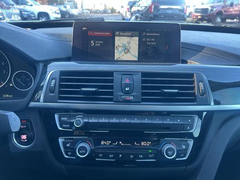 Used 2018 BMW 330i Gran Turismo xDrive 330i xDrive image 17