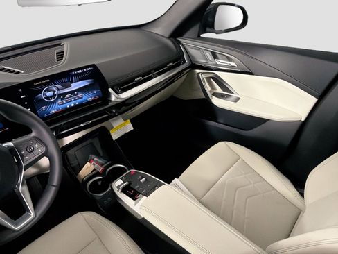 New 2026 BMW X1 xDrive28i w/ Technology Package image 23