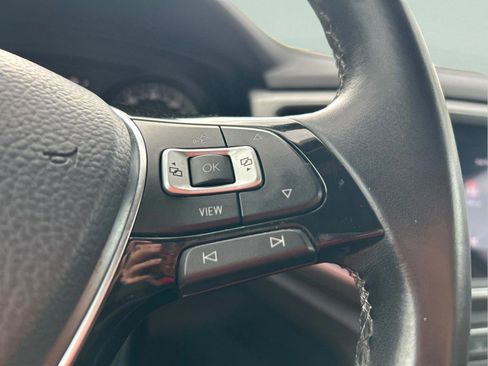 Used 2019 Volkswagen Atlas SE w/ Towing Package FWD image 16
