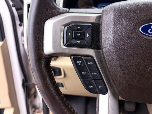 Used 2020 Ford F150 Lariat image 30