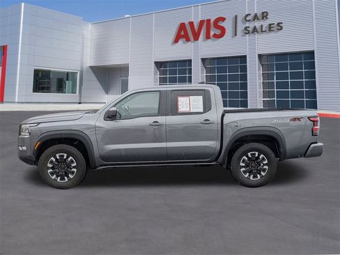 Used 2024 Nissan Frontier PRO-4X image 10