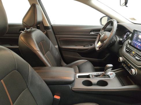 Used 2022 Nissan Altima 2.5 SR FWD image 21