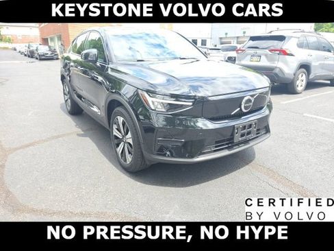 Certified 2023 Volvo C40 Recharge Core AWD/4WD image 1