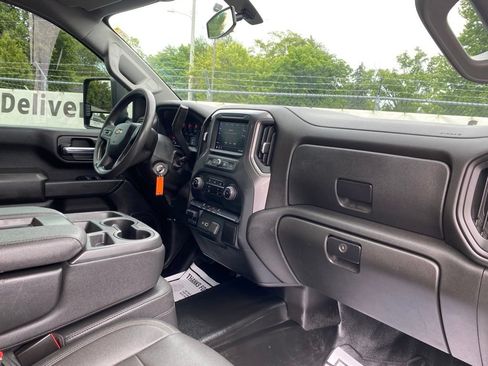 Used 2023 Chevrolet Silverado 3500 W/T w/ Gooseneck/5TH Wheel Package AWD/4WD image 17