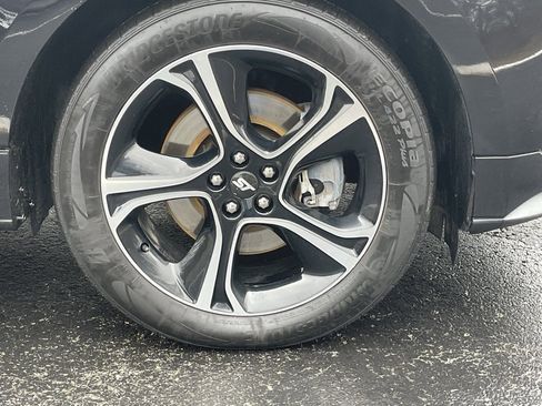 Used 2020 Ford Edge ST w/ Cold Weather Package image 10