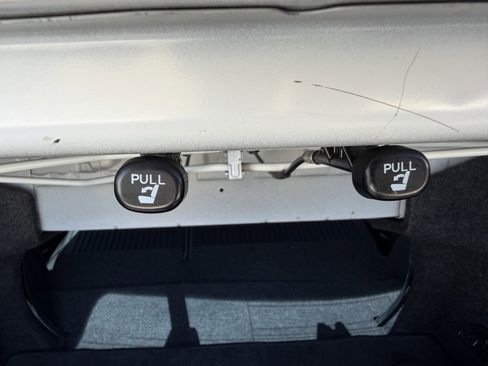 Used 2017 Toyota Camry SE FWD image 22