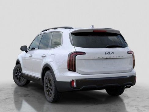 Used 2025 Kia Telluride AWD image 4