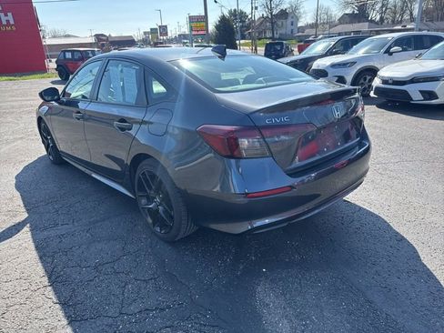 Used 2025 Honda Civic Sport image 5