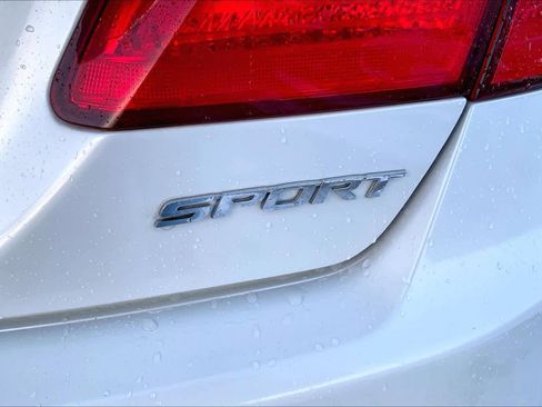 Used 2014 Honda Accord Sport image 9