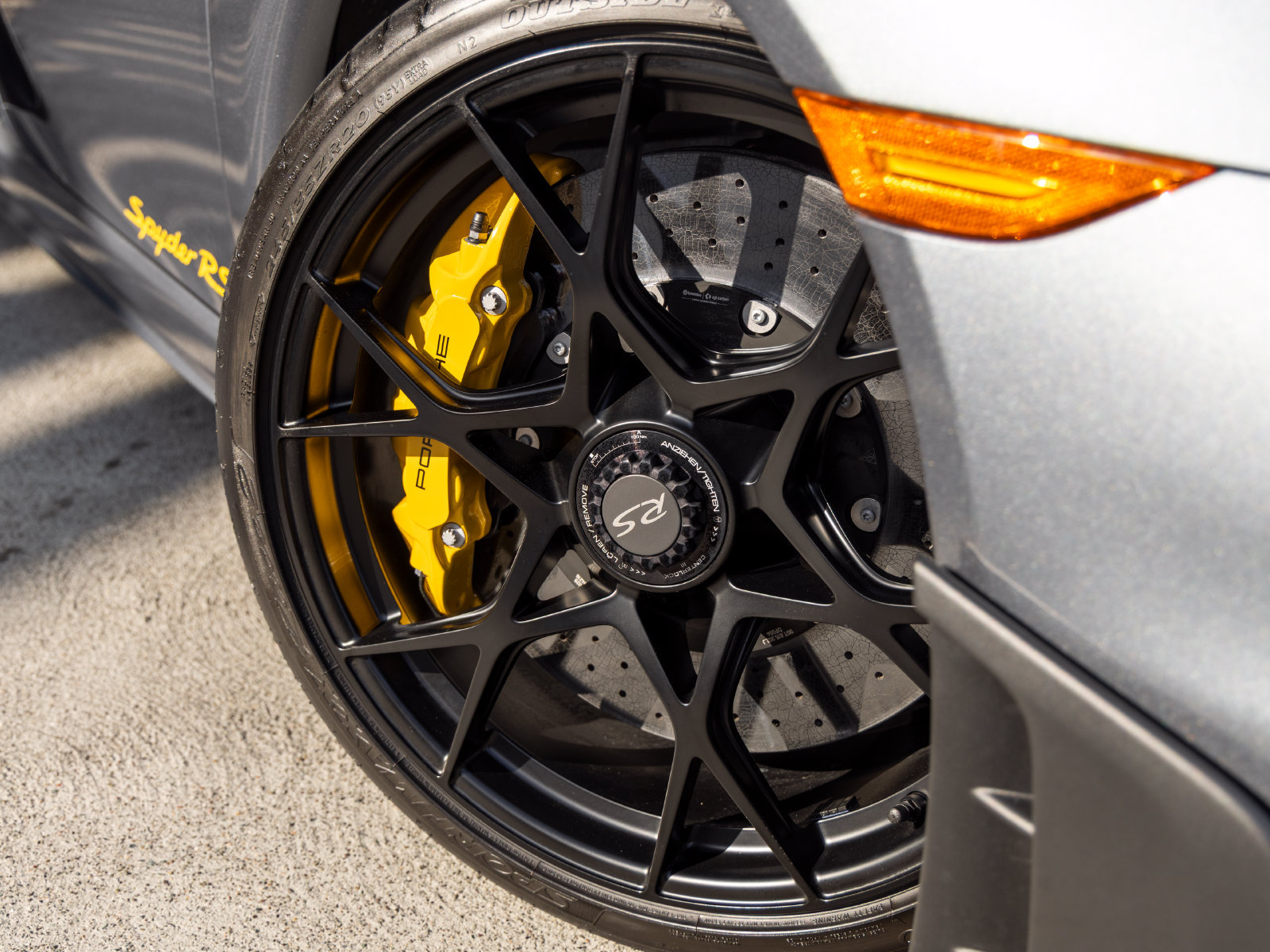 Certified 2025 Porsche 718 Boxster Spyder RS RWD image 13