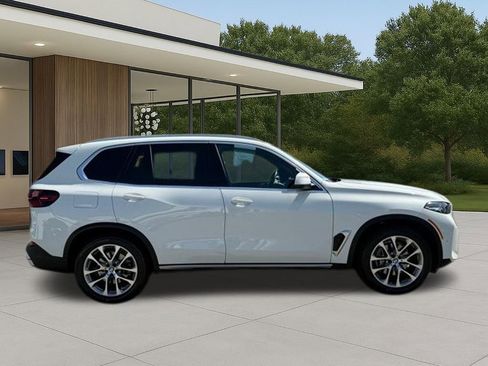 Certified 2024 BMW X5 xDrive40i AWD/4WD image 5