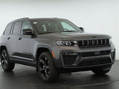 New 2026 Jeep Grand Cherokee Limited w/ Limited Altitude Package