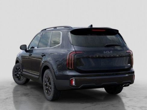 Used 2025 Kia Telluride AWD image 4