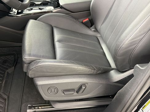 Used 2025 Audi Q6 e-tron Premium Plus w/ Premium Plus RWD image 15