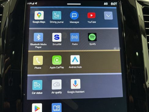 Used 2023 Volvo XC90 B6 Plus image 31