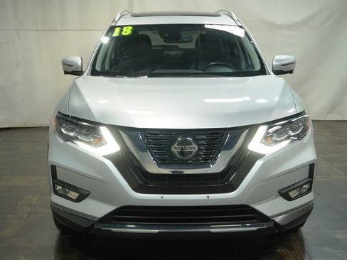 Used 2018 Nissan Rogue SL w/ Premium Package AWD/4WD image 9
