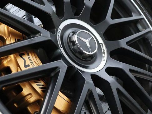 Used 2022 Mercedes-Benz SL 63 AMG SL 63 AMG image 16