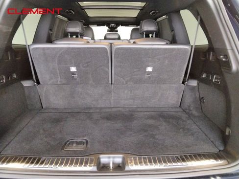 Used 2022 Mercedes-Benz GLS 450 4MATIC image 9