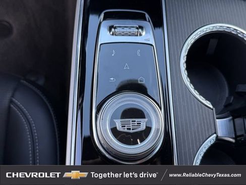 Used 2024 Cadillac Lyriq Luxury RWD image 19