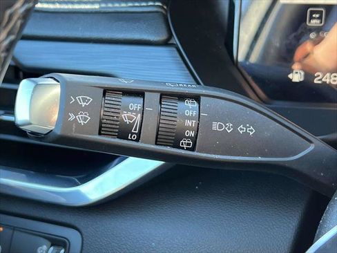 Certified 2025 GMC Acadia Elevation w/ Elevation Premium Package image 23