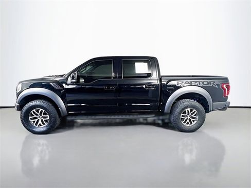 Used 2018 Ford F150 Raptor w/ Equipment Group 802A Luxury image 4