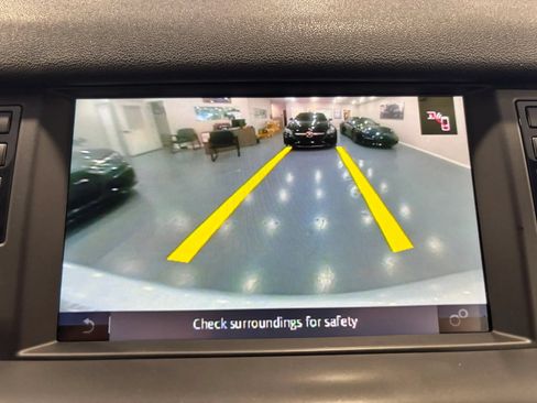 Used 2019 Land Rover Discovery Sport HSE AWD/4WD image 38