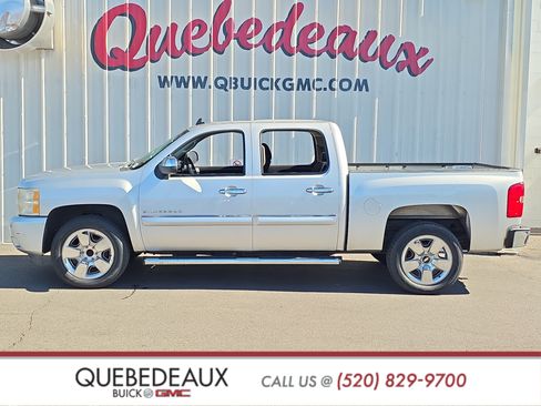 Used 2011 Chevrolet Silverado 1500 LT w/ Regional Value Package RWD image 4