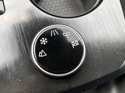 Certified 2024 Nissan Rogue S image 17