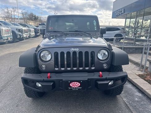 Used 2016 Jeep Wrangler Unlimited Rubicon image 2