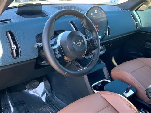 Used 2025 MINI Cooper Countryman S w/ Comfort Package Max image 18
