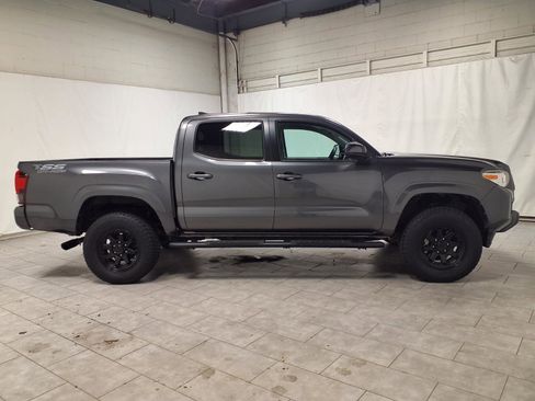 Used 2023 Toyota Tacoma SR w/ SR Convenience Package image 10