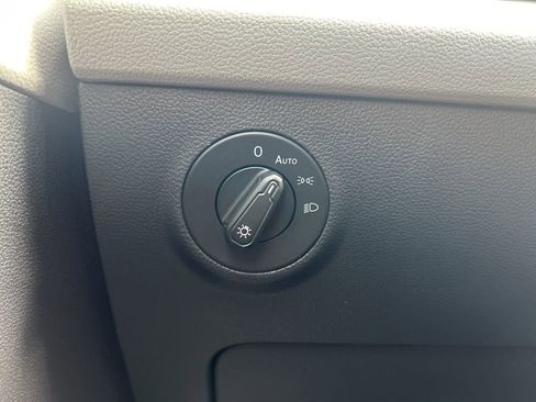 Used 2023 Volkswagen Taos S image 25