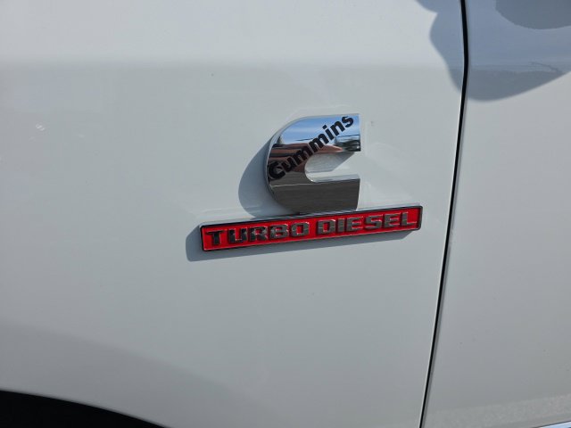Used 2026 RAM 2500 Laramie AWD/4WD image 4