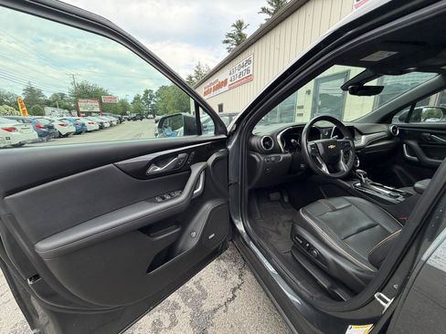 Used 2019 Chevrolet Blazer Premier w/ Sun and Wheels Package AWD/4WD image 12