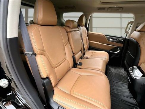 Used 2026 INFINITI QX80 Luxe w/ Cargo Package RWD image 27