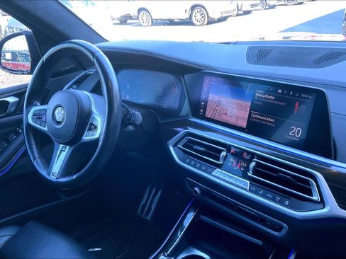 Used 2021 BMW X7 xDrive40i w/ M Sport Package image 31