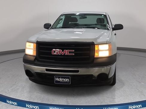 Used 2010 GMC Sierra 1500 W/T RWD image 3