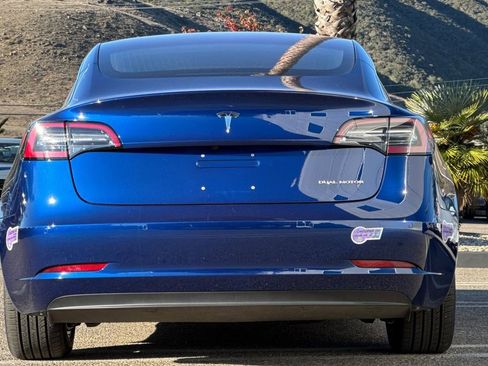 Used 2018 Tesla Model 3 Long Range image 5