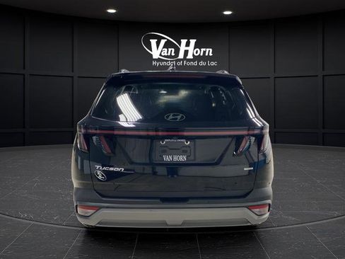 Used 2025 Hyundai Tucson Limited image 6