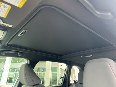 New 2026 Subaru Forester Premium AWD/4WD image 19
