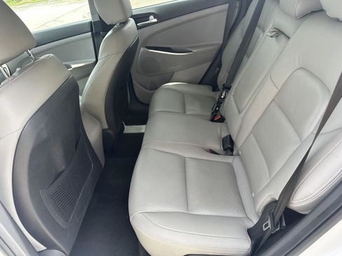 Used 2020 Hyundai Tucson Value FWD image 26