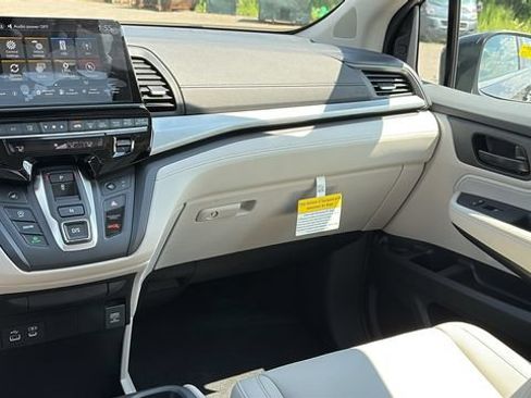 New 2026 Honda Odyssey EX-L image 22