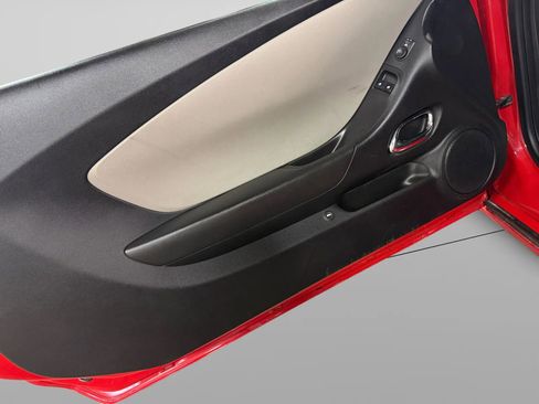 Used 2010 Chevrolet Camaro LS image 16